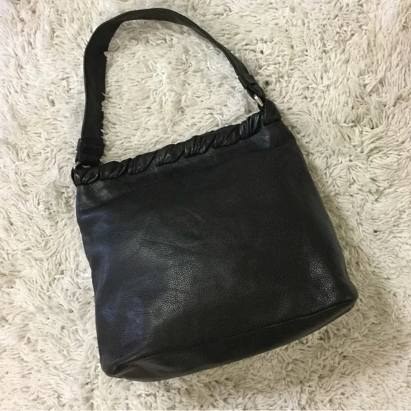 Cole Han Black Leather Shoulder tote/bag - Picture 5 of 11
